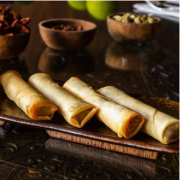Himalayan Spring Rolls (4 Pcs)